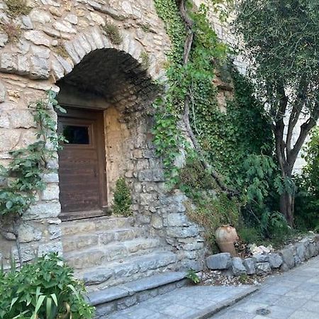Les Matelles : Charmant Logement En Pierres Εξωτερικό φωτογραφία